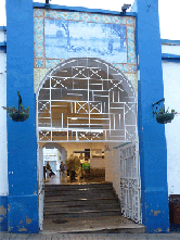 Market-entrance------------