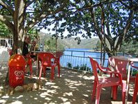 A-beer-at-Barragem