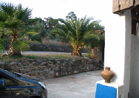 Pointed--wall--too--front