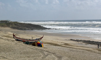 Beach-Trad-boat